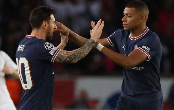 Kylian Mbappe manar till respekt: Frankrike borde ta Lionel Messi på allvar